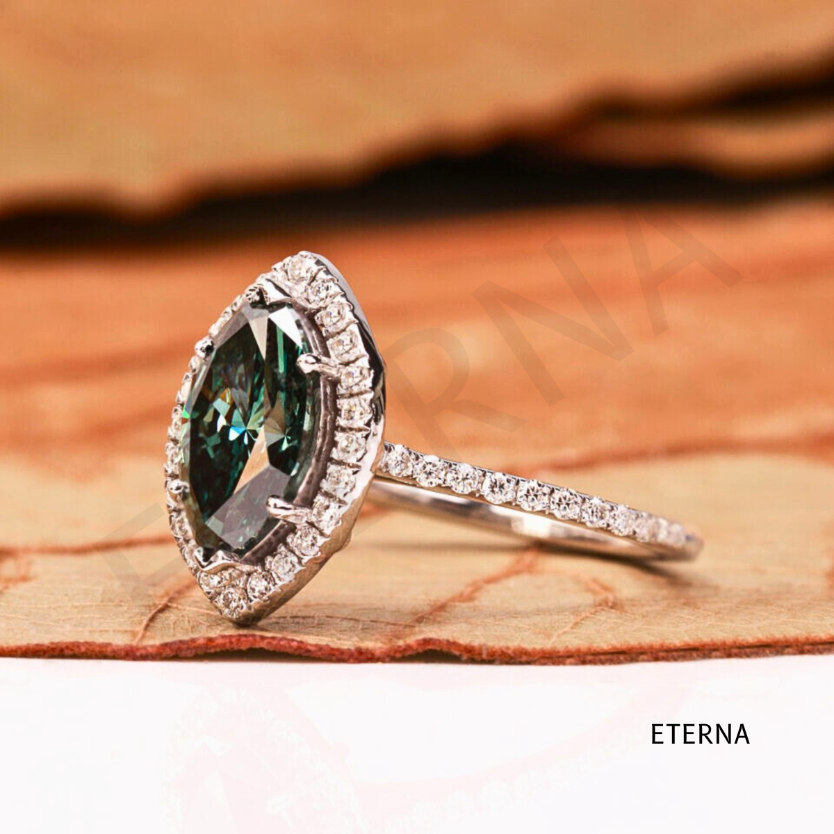 Verdelune Marquise Halo Ring (LAB-Grown Diamonds) - Image 3