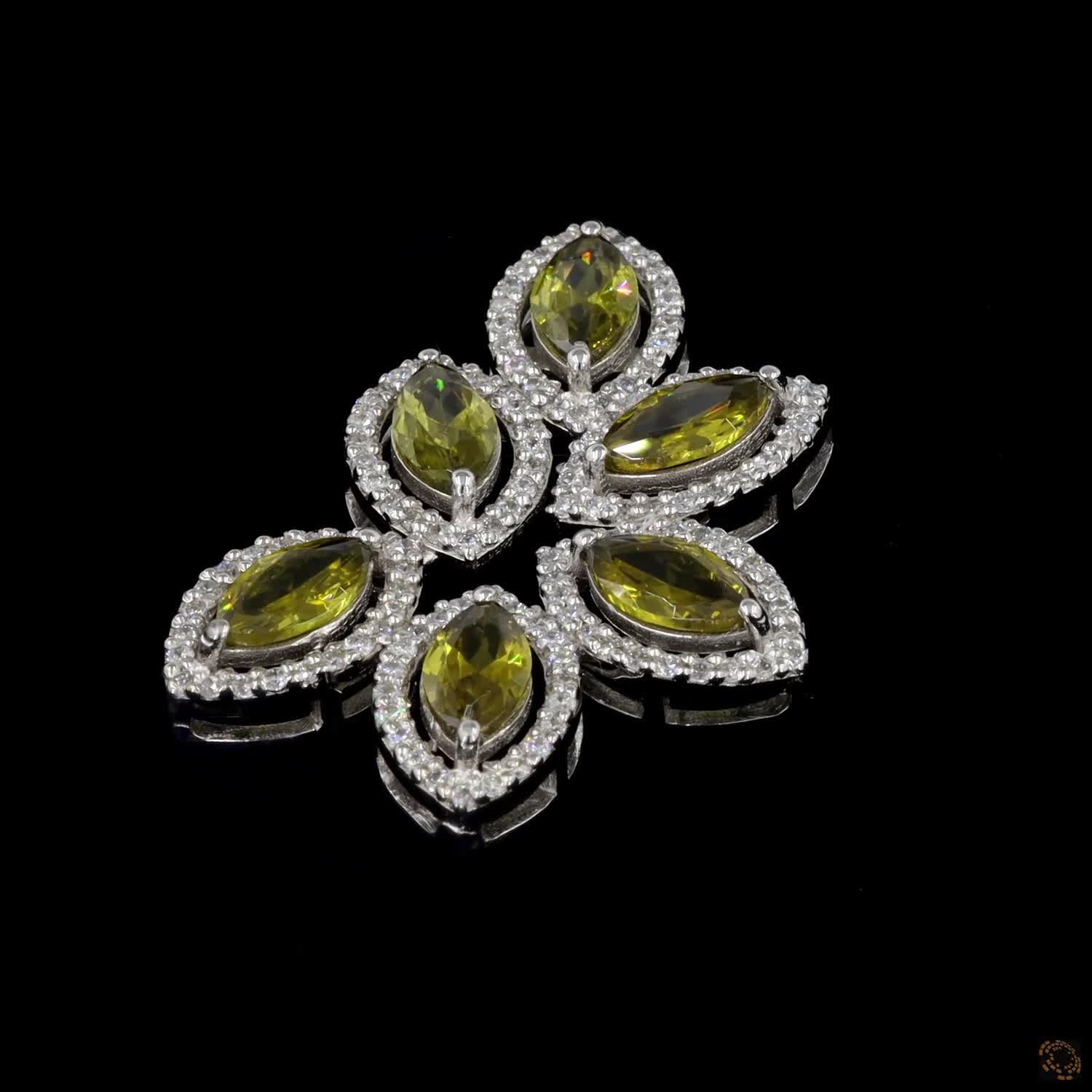 Olivienne Radiance Earrings - Image 3